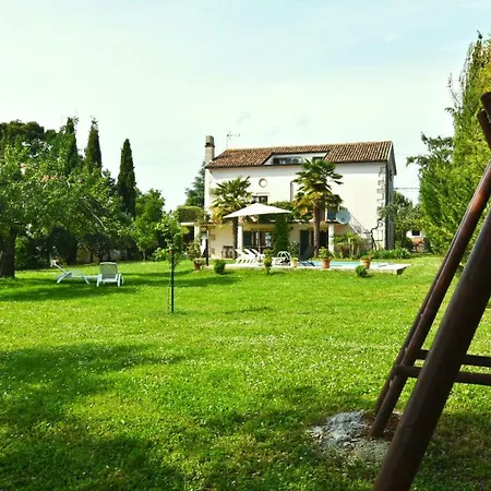 Villa Micheline Kosinozici
