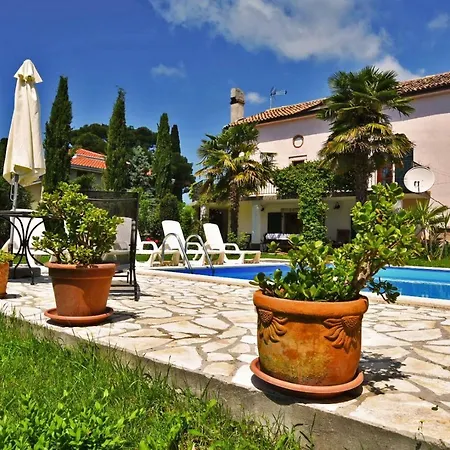 Micheline Kosinozici