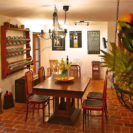 Villa Micheline Kosinozici